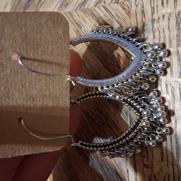 Vintage Style Tibetan Tibet Dangle Drop Hook Earrings - Picture 2 of 4